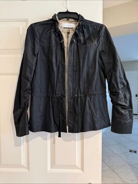 T Tahari Black Utility Drawstring jacket s/p